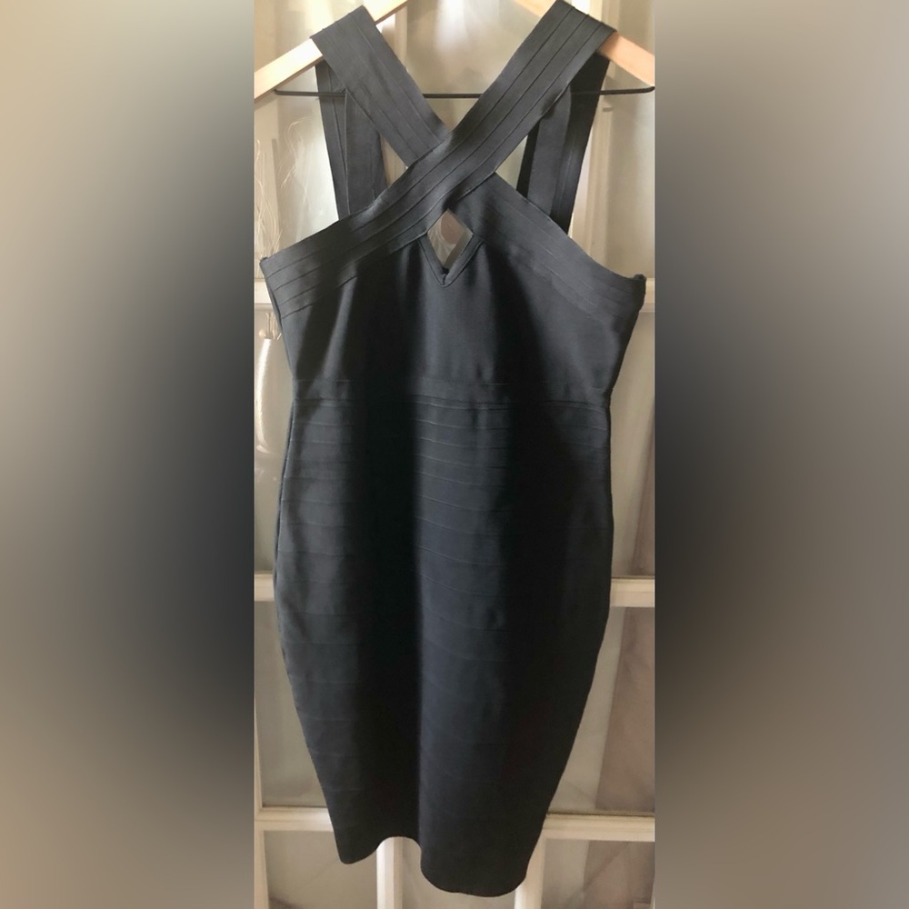 Shinestar womens black crisscross bodycon mini dress in size medium